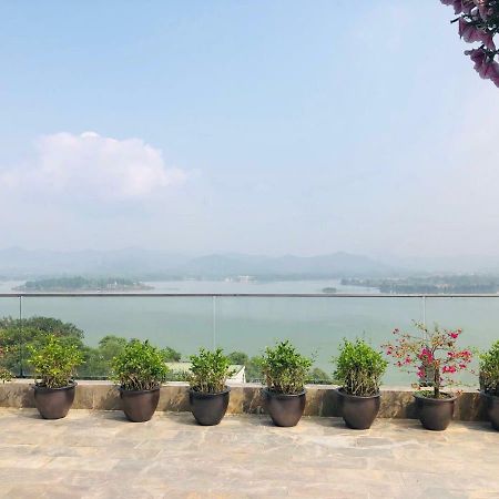 Lakeside Dailai Hotel Phuc Yen Dış mekan fotoğraf