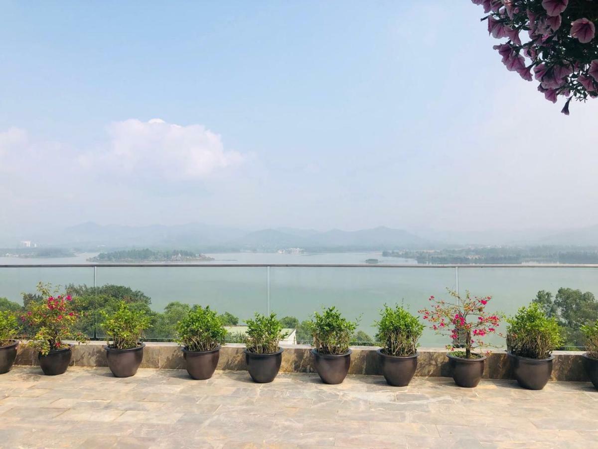 Lakeside Dailai Hotel Phuc Yen Dış mekan fotoğraf
